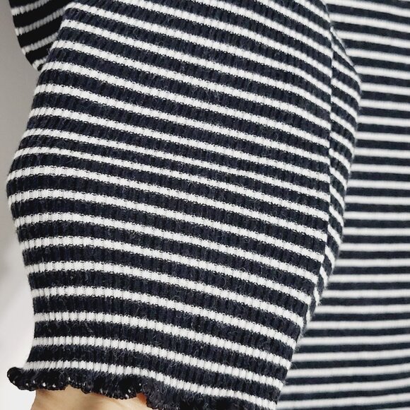 Aeropostale Striped Black White Cotton Spandex Ruffle Neck Long Sleeve Rib Y2K - Picture 2 of 11